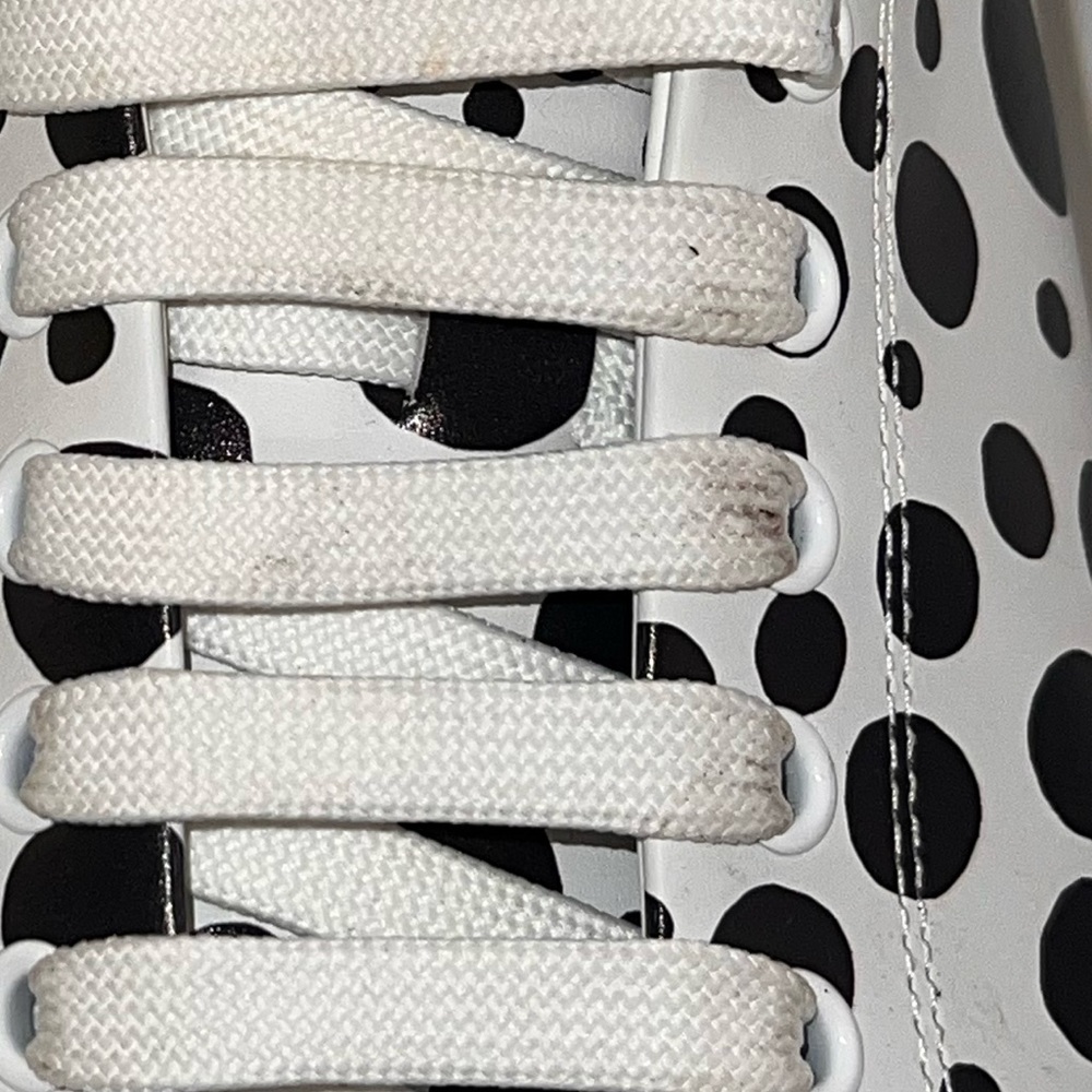 Louis Vuitton Time Out Sneaker Polka Dots - Picture 3 of 9